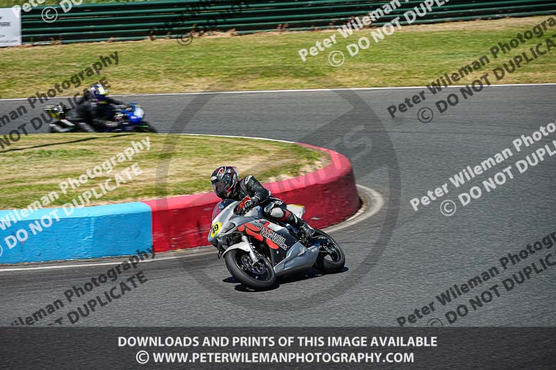 enduro digital images;event digital images;eventdigitalimages;mallory park;mallory park photographs;mallory park trackday;mallory park trackday photographs;no limits trackdays;peter wileman photography;racing digital images;trackday digital images;trackday photos